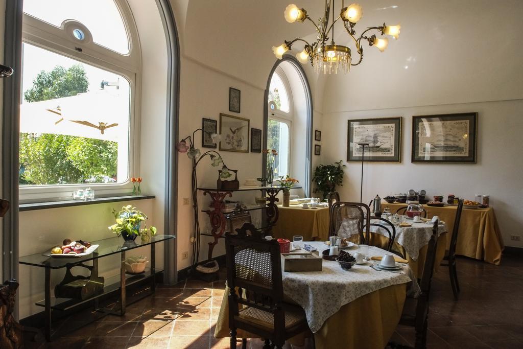 Ocsia Bed and breakfast 3*